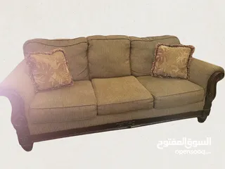  2 طقم لغرفة الجلوس ( من ميداس ) غاية في الراحة  ثلاثية+ ثنائية + 2 كرسي مفرد