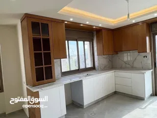  3 شقه للبيع طابق ارضي في سطح مرحبا