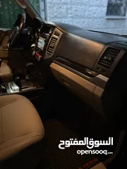  9 باجيرو 2016  GLS اسود 3800cc فل كامل فحص بحالة الوكالة