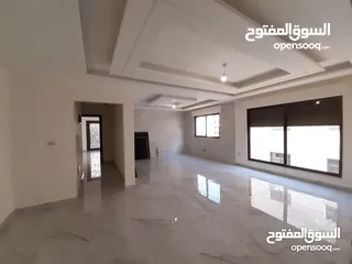  8 .خلدا قرب مسجد الهمشري شقه مع روف 300م كامل المساحه