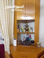  5 غرف شاملة تخت و مكتبة و خزاين