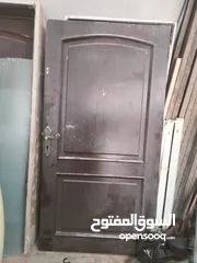  4 ابواب خشب + واجهة باب محل خشب و قزاز + باب سوكريت