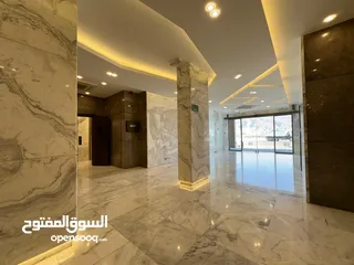 6 Modern Showrooms For Rent in Misfah (REF: MU062402MI)