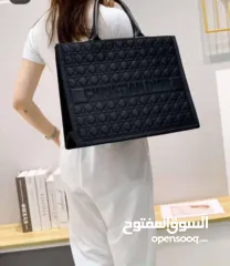  3 شنطة كريستيان ديور - حجم كبير  ماستر كوبي  فل تختيم