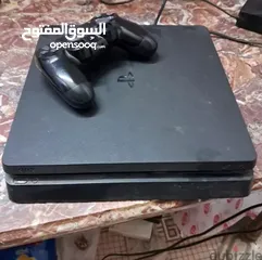  1 PlayStation 4 +controller + detroit arabic + eldinring