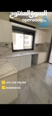  2 شقه مميزة جديده للايجار لم تسكن بعد موقع استراتيجي مميز - الارسال قرب وزاره الشباب و الرياضه