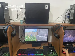  4 كمبيوترات لمحل العاب كامل