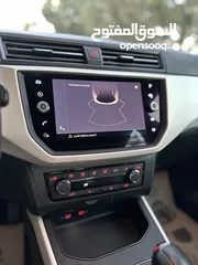  8 Seat Arona