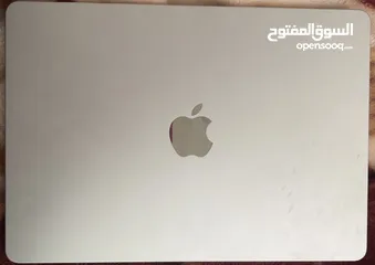  2 ماك بوك M2