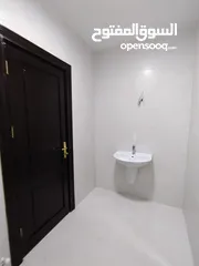  11 شقه مميزة للبيع