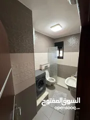  1 الشقة دور خامس بحالة ممتازه