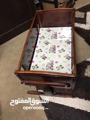  3 تخت اطفال حجم جامبو +هزاز +نموسية شبه وكاله ولاخدش