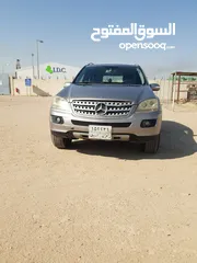  24 Mercedes-Benz ML 350 2007