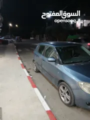  5 سيارة سكودا فابيا 2009