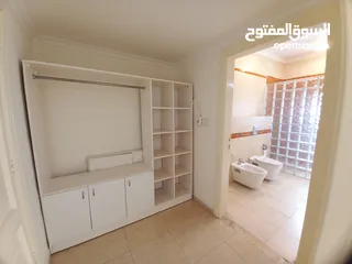  16 شقة غير مفروشة للإيجار 400م2 ( Property 19553 )-174847773