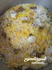  6 طباخ ماهر في اطار الوجبات اليمنية