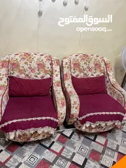  1 طقم كنب نظيف