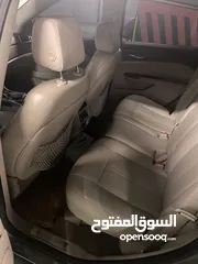  6 كاديلاك SRX للبيع