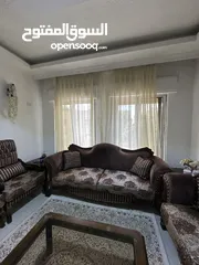  1 طقم كنب لون بني خشب ثقيل ومتين جدا