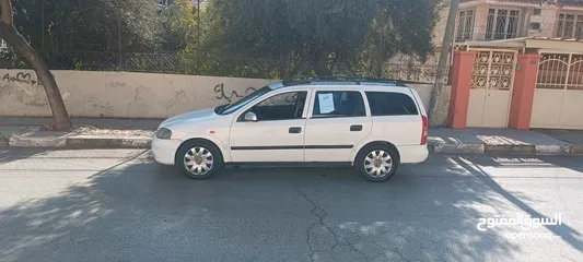  3 أوبل أسترا إستيشن