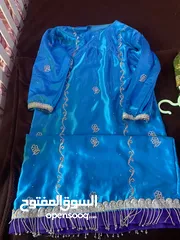  1 ملابس عمانية متنوعة