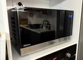  2 مايكروويڤ باناسونيك كبير بحالة ممتازه