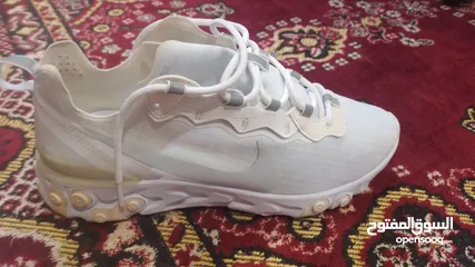  1 Adidas team bounce +nike react +puma ferrari neuf