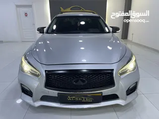  2 Q50s red sport 400 / 2016