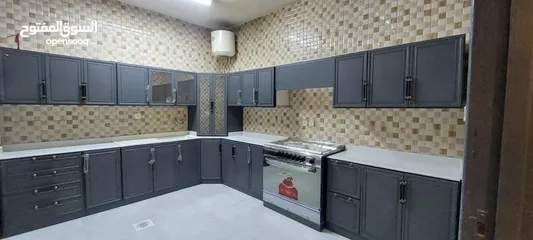  5 مطبخ جاهز مساحته خمسه متر وستين 5.60