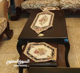  6 طقم كنب مع طاولة وطربيزات