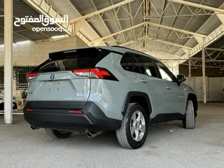  10 تويوتا راف فور ((2020)) XLE بيميوم، فل كامل، بطارية ليثيوم، فورويل، حرة، للبيع بسعر مميز..