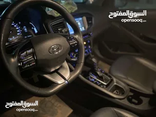  6 Hyundai Ioniq 2017
