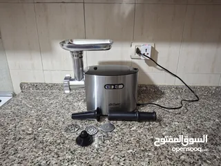  27 أجهزة كهربائية متنوعة بحالة ممتازة جدا للبيع بسبب السفر