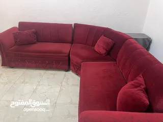  2 كنب بحالة جيدة