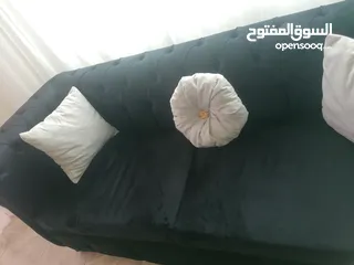  9 طقم كنب تفصيل مخمل ناعم ثقيل 7 مقاعد جديد غير مستخدم للبيع بسبب ضيق المكان