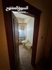  12 Luxury apartment three bedroom All en-suite have heating and cooling central AC,Electric abajour.