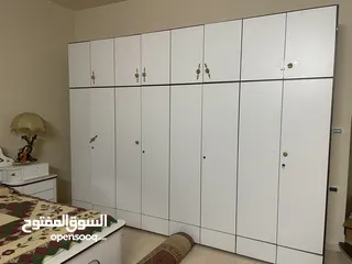  2 غرفة نوم مستعملة للبيع - بحالة ممتازة