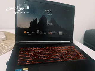  1 استعمال قليل وجهاز مضيف msi Gf63 thin 11c