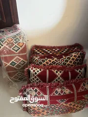  4 Pillows for Arabic sofa ... مخدات المجلس العربي