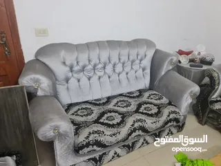 2 طقم كنب 10 أشخاص بحالة ممتازة