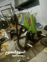  23 اجهزه نادي كامل امريكي