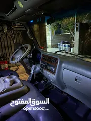 3 كيا بنجو لون ابيض 2003