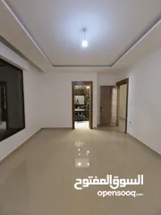  14 شق في ارقى مناطق خلدا 235م 4نوم