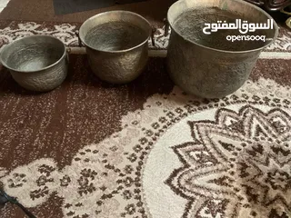  4 قواوير نحاس تراثية قديمة - ثلاث قطع