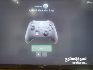  4 اكس بوكس سيريس اس مستعمل بحالة الجديد ما فيه خدش ويد سيريس اكس وبطارية قابلة للشحن مع كامل اسلاكه