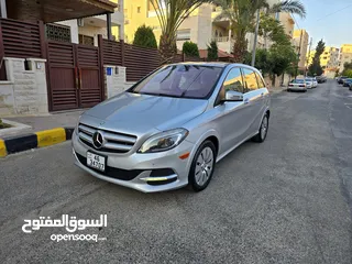  2 مرسيدس B250 موديل 2014 كهرباء فحص كامل بحالة الوكالة