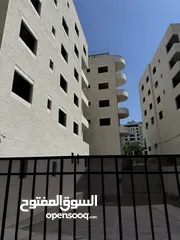  6 شقه للبيع في رفيديا
