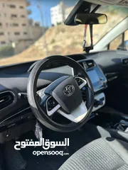  6 تويوتا بريوس برايم للبيع بسعر مغري