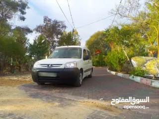  1 بيجو بارتنر 2007 متور 1600 جديد   جير عادي غرفة ممتازة