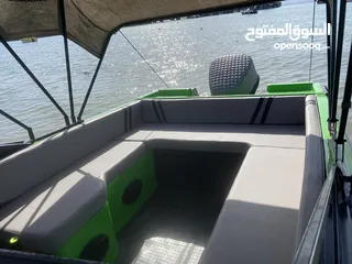  4 قارب سريع سياحي او برايڤت